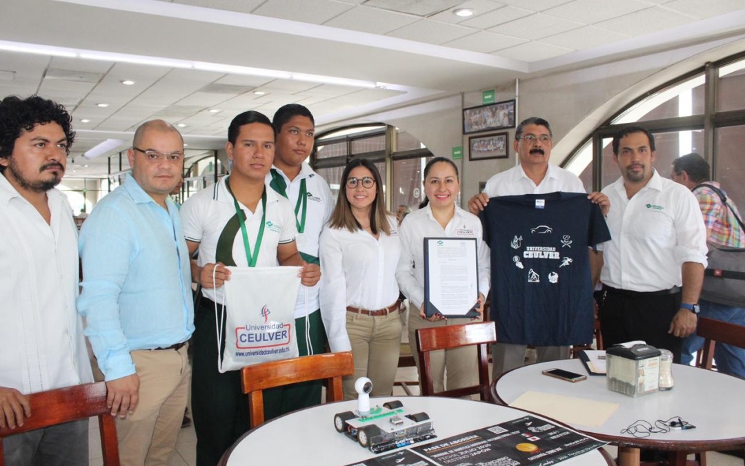 Ganador de concurso nacional de robotica obtiene beca académica